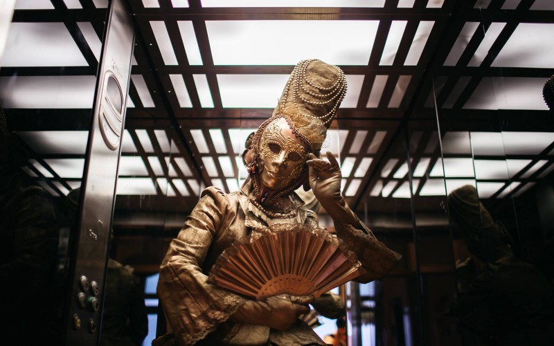 performance dama barroca