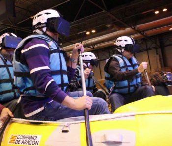 jugadores en varca de goma